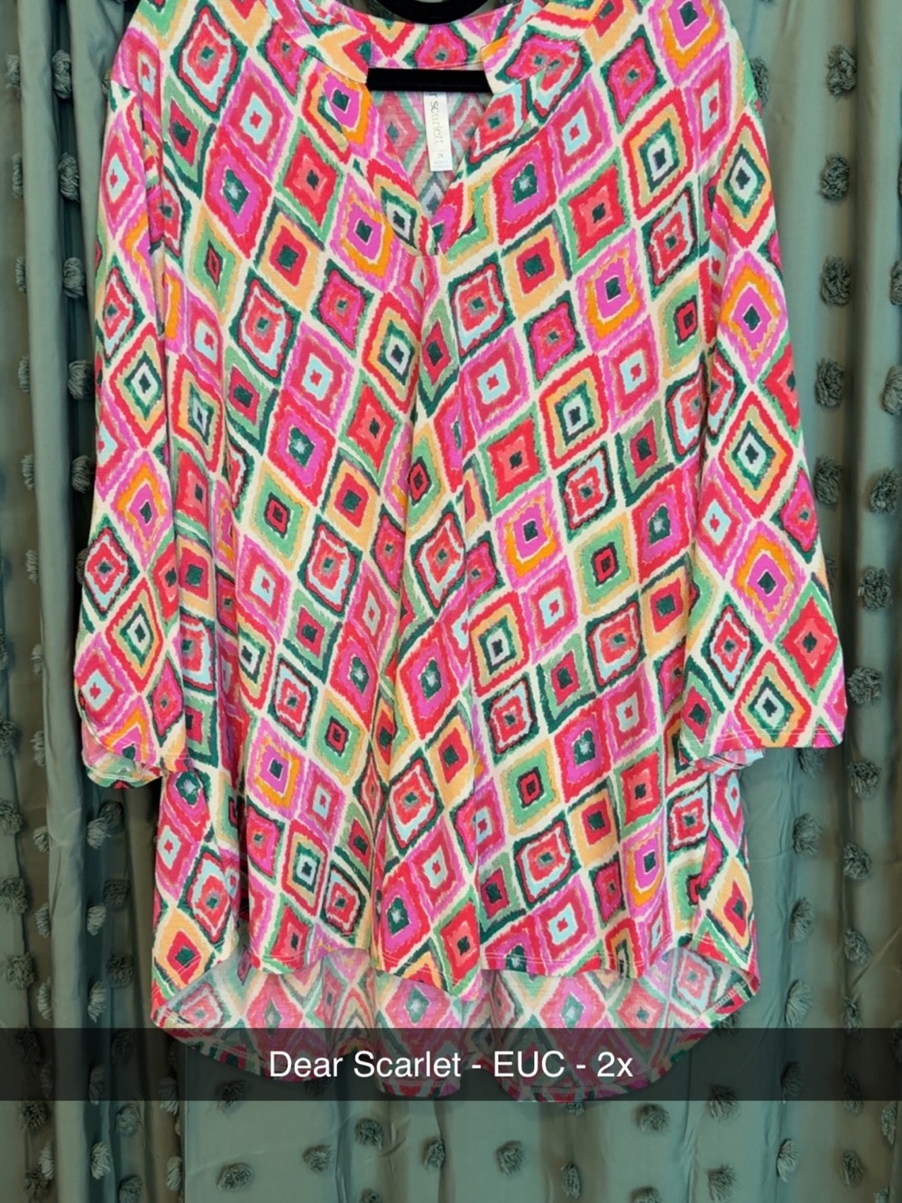 Plus Size Multicolor Geometric Tunic Top - Pink Pattern